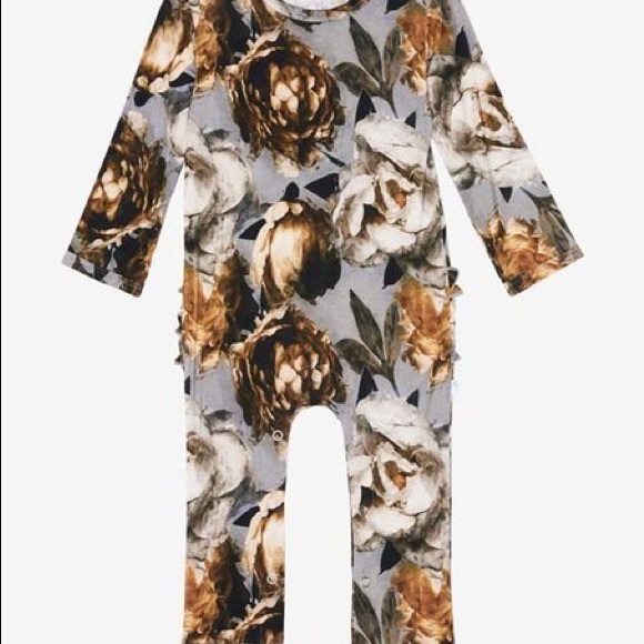 Posh Peanut Other - NWOT posh Peanut Paige Peony romper
